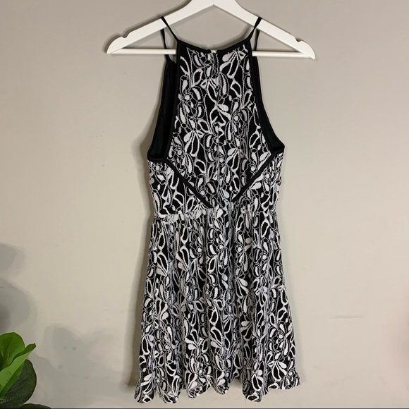 Ark & Co. Dress - Picture 5 of 12